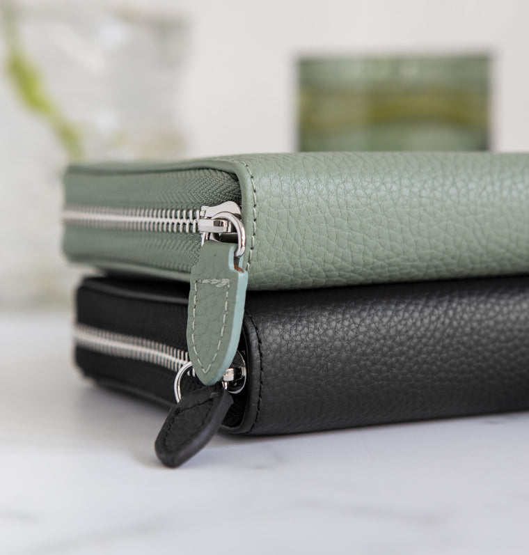 Norfolk Pocket Compact Zip Leather Organiser 